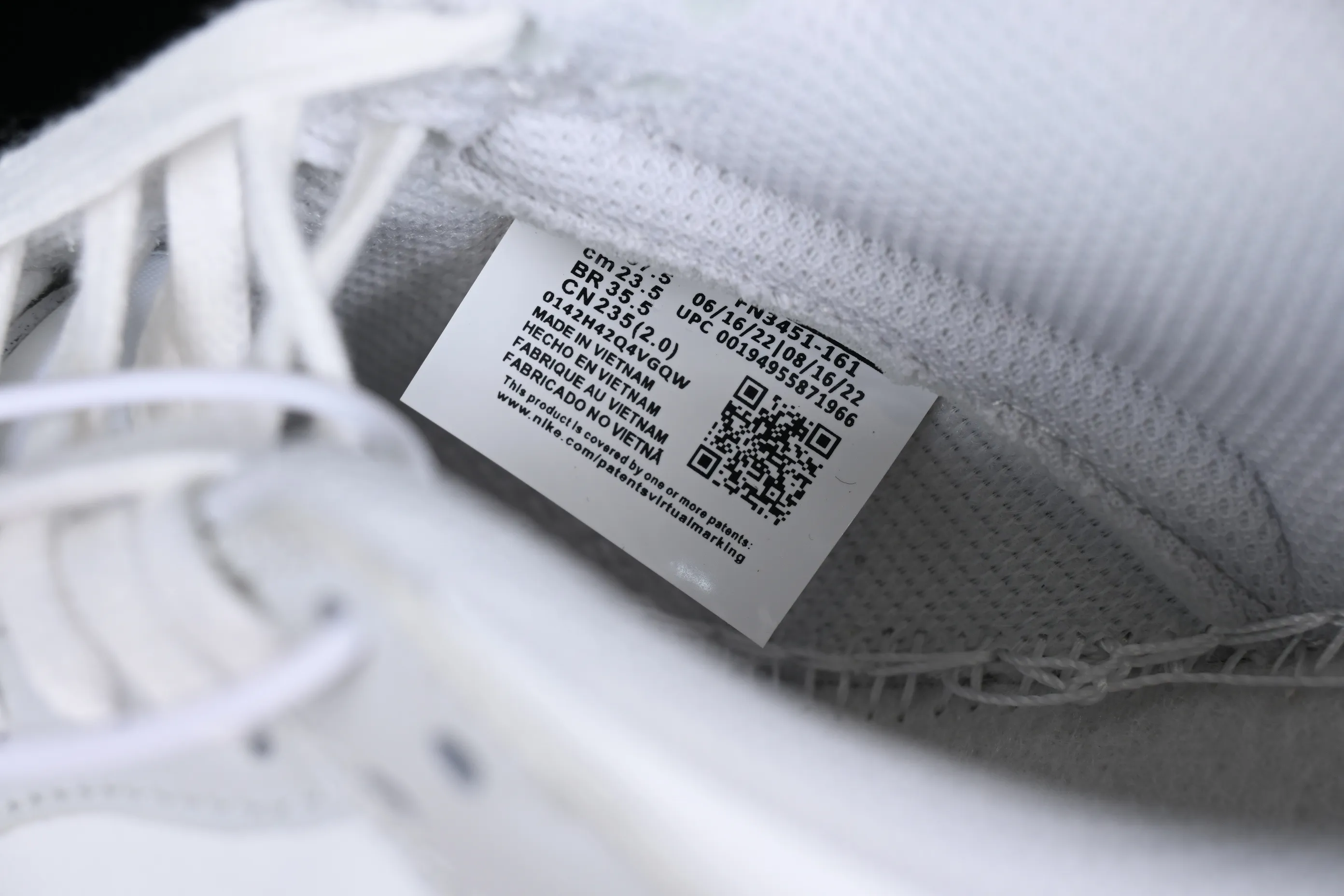 All Categories Nk SB Dunk Series Nk SB Dunk Low Low-top sneakers Cost-effective version Nk SB Dunk Low "520" Valentine's Day limited SB low-top sports and leisure sneakers FN3451-161